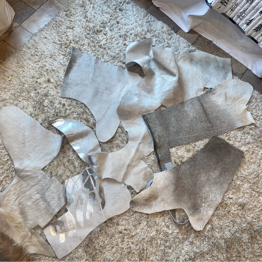 Cowhide Scrap: Large Pieces